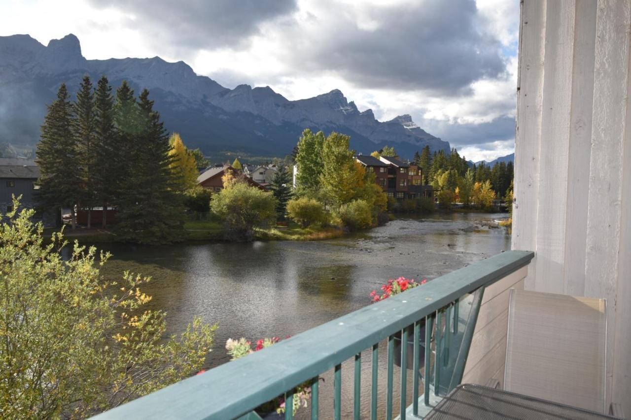 The Drake Inn Canmore Eksteriør bilde
